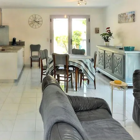 Charmante Maison Avec Jardin A Arcachon, Parfaite Pour 6 Personnes Αρασόν