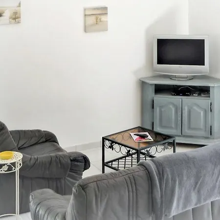 Charmante Maison Avec Jardin A Arcachon, Parfaite Pour 6 Personnes Feriehus *