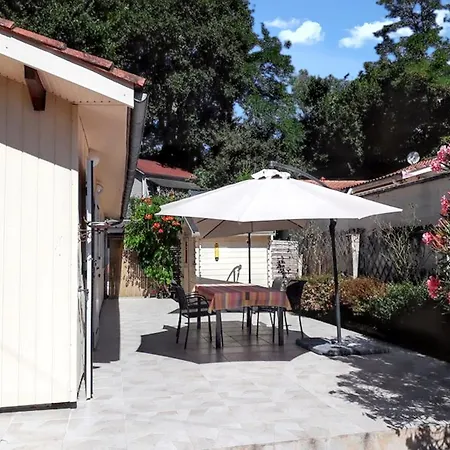 Charmante Maison Avec Jardin A Arcachon, Parfaite Pour 6 Personnes * Arcachon