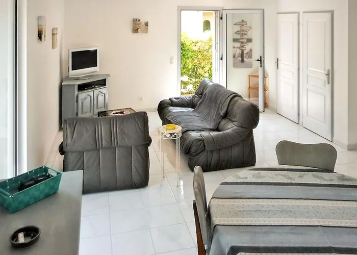 Holiday home Charmante Maison Avec Jardin A Arcachon, Parfaite Pour 6 Personnes Arcachon