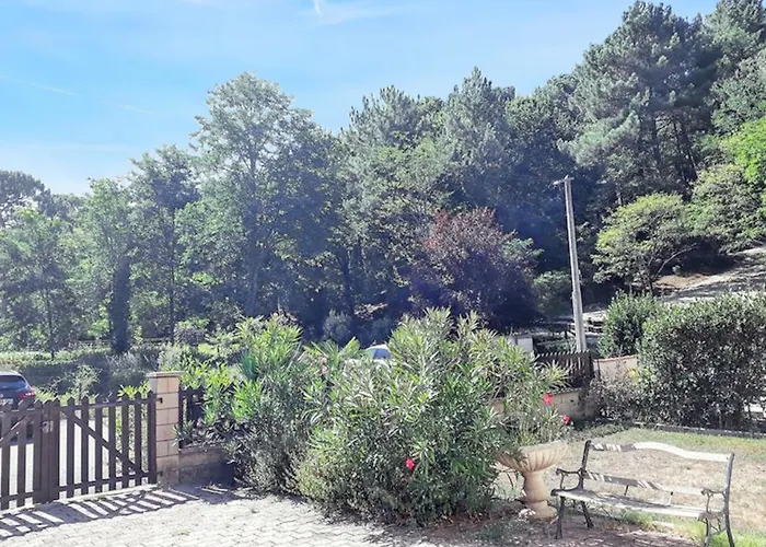 Holiday home Charmante Maison Avec Jardin A Arcachon, Parfaite Pour 6 Personnes
